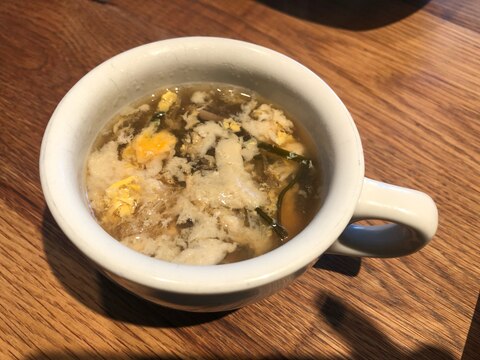 簡単で栄養たっぷり昆布だし♫春雨と卵のスープ